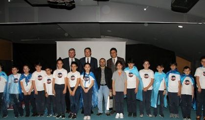 Başkan Sakallıoğlu öğrencilerle bir araya geldi.