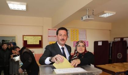 Başkan Tok oyunu kullandı