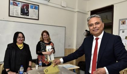 Başkan Uysal oyunu kullandı