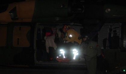 Bingöl’de askeri helikopter, hamile kadın için havalandı