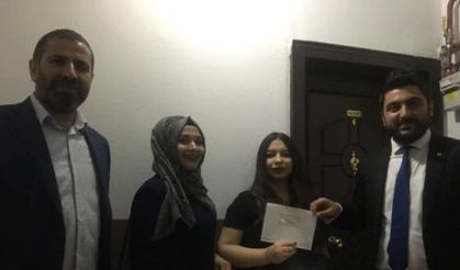 Cumhurbaşkanı Erdoğan’ın mektubu gençlere teslim edildi
