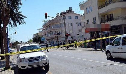 Didim’de sokak ortasındaki kavgada kan aktı