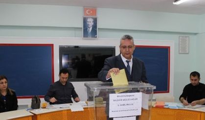 Erzincan’da oy verme işlemi başladı