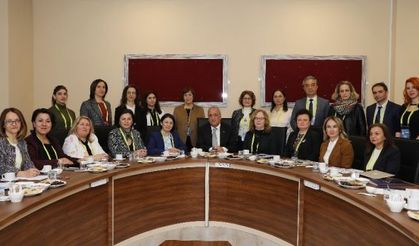 Hemşirelik Fakültelerinin dekanları Atatürk Üniversitesi’nde bir araya geldi