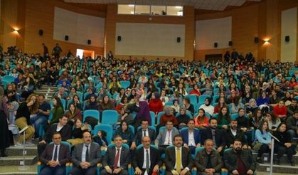İŞ-KUR, kariyer günleri konferansı düzenledi