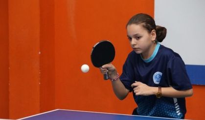 Kağıtsporlu genç tenisçi dünya şampiyonluğunu hedefliyor