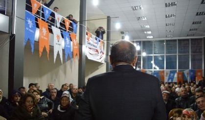 Kastamonu Belediye Başkanı Tahsin Babaş, mahalleliler ile bir araya gelmeye devam ediyor