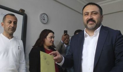 Mustafa Aksoy oyunu kullandı