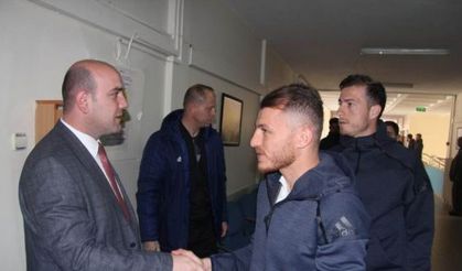 Sivassporlu futbolcular Ulu Cami’yi gezdi