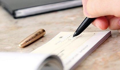 KARŞILIKSIZ ÇEK DÜZENLEMEK (KEŞİDE ETMEK) SUÇUNA KISA BİR BAKIŞ