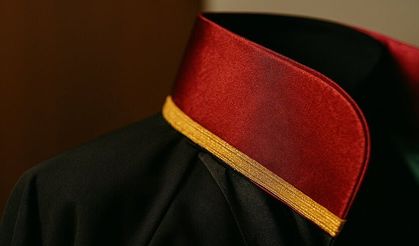 Görev başındaki avukata saldırıya hapis