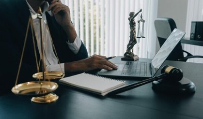 Türkiye’de Yabancıların Çalışma İzni ve İkamet İzinleri Rejimi: Mevzuat, Uygulama, Yargı Kararları ve AİHM Perspektifi