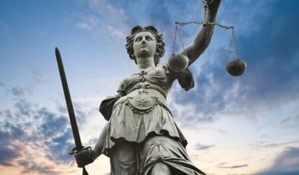 LAWFARE DAVALARINDA SAVUNMA