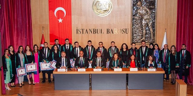 İstanbul Barosu'nda adli yılın ilk ruhsat töreni: 95 avukat ruhsatname aldı
