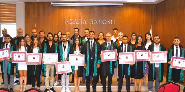 Adana Barosu'nda 15 stajyer avukat mesleğe adım attı