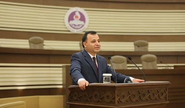 AYM Başkanı Zühtü Arslan 12 yıllık görevine veda etti