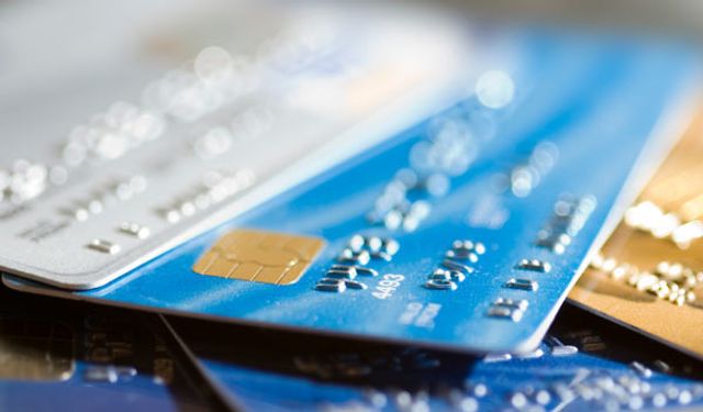 Kredi kartıyla nakit avans çekiminde faiz oranı yüzde 5'e yükseldi