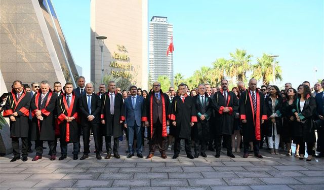 İzmir Adliyesinde yeni adli yıl açılış töreni yapıldı
