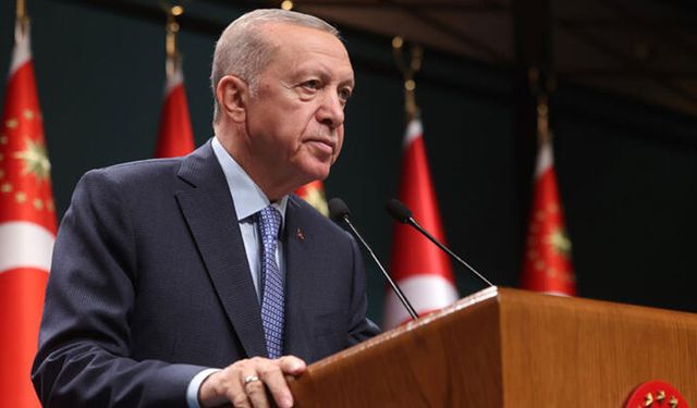 Erdoğan: Yıl bitmeden 1000 hakim ve savcı yardımcısı alacağız!