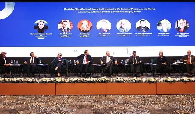 AYM Başkanı Zühtü Arslan ve beraberindeki heyet Kosova’da düzenlenen uluslararası konferansa katıldı