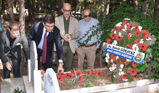 22 yıl önce görevi başında katledilen avukat Savaş Bedir ve icra memuru Hasan Fındıl mezarları başında anıldı