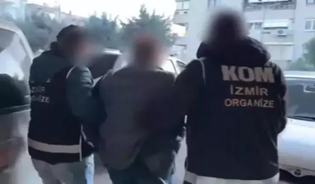 İzmir merkezli FETÖ operasyonu: 15 şüpheli gözaltına alındı