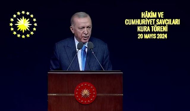 Cumhurbaşkanı Erdoğan: Genç kardeşlerimizin, adalet sancağını yücelteceklerine inanıyorum