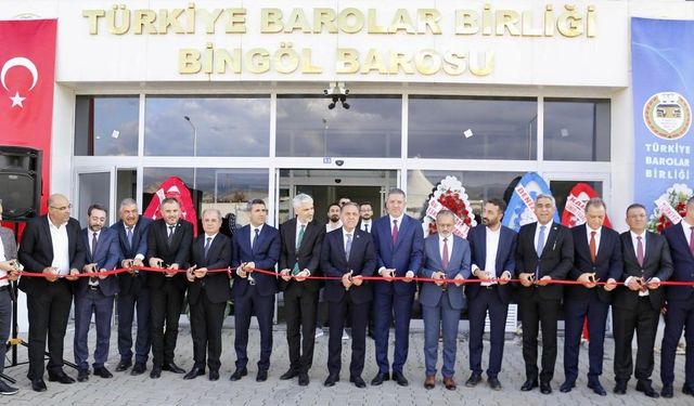 TBB YÖNETİMİ BİNGÖL BAROSU HİZMET BİNASI'NIN AÇILIŞ TÖRENİNE KATILDI