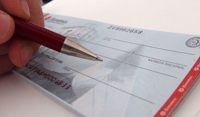 İCRA TAKİBİNDE İMZASI BORÇLUYA AİT ÇIKMAYAN ÇEKİN KİME VERİLECEĞİ SORUNU