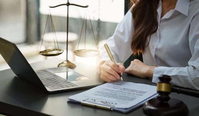 İpotekli Alacaklarda Kat İhtarnamesinin Tebliği ve İcra Takibine Etkisi: Yargıtay 12. Hukuk Dairesi'nin Güncel Kararları Çerçevesinde Bir İnceleme