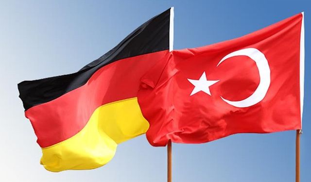 TÜRK VE ALMAN HUKUKUNDA ORTAKLIĞIN GİDERİLMESİ USULÜNÜN KISACA KARŞILAŞTIRILMASI