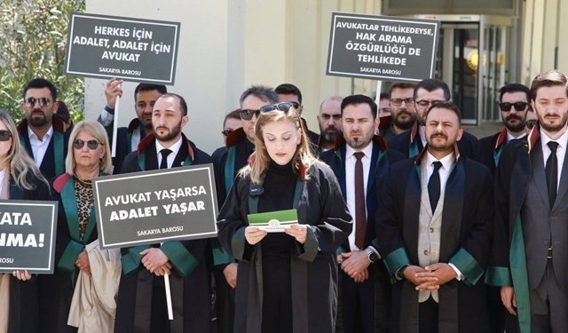 Avukatlardan saldırılara tepki: Yalnızca mesleğimizi yaptığımız için hedefteyiz