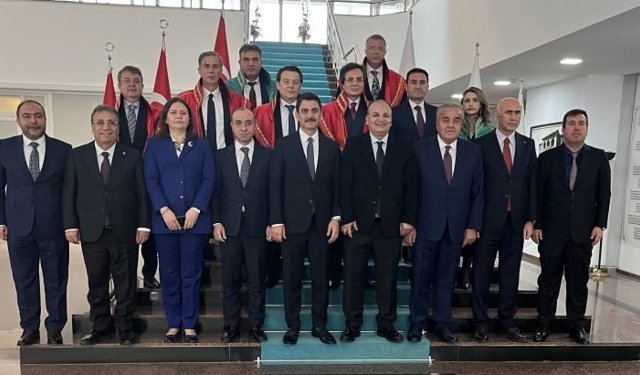 Yargıtay'a seçilen 8 yeni üye mazbatasını aldı