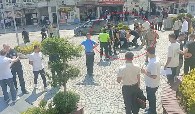 Bursa Adliyesi'nde kavga: 1'i polis 3 yaralı, 5 gözaltı