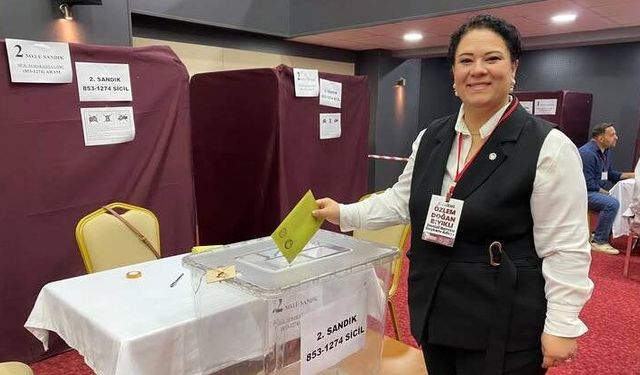 Denizli Barosu'nun ilk kadın başkanı Özlem Doğan Bıyıklı oldu