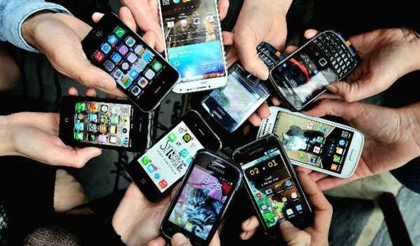 Yurtdışından getirilen telefonlar 120 gün kayıt yaptırmadan kullanılabiliyor. Cihaz 120 gün içinde kayıt edilmemesi durumunda iletişime kapatılıyor.