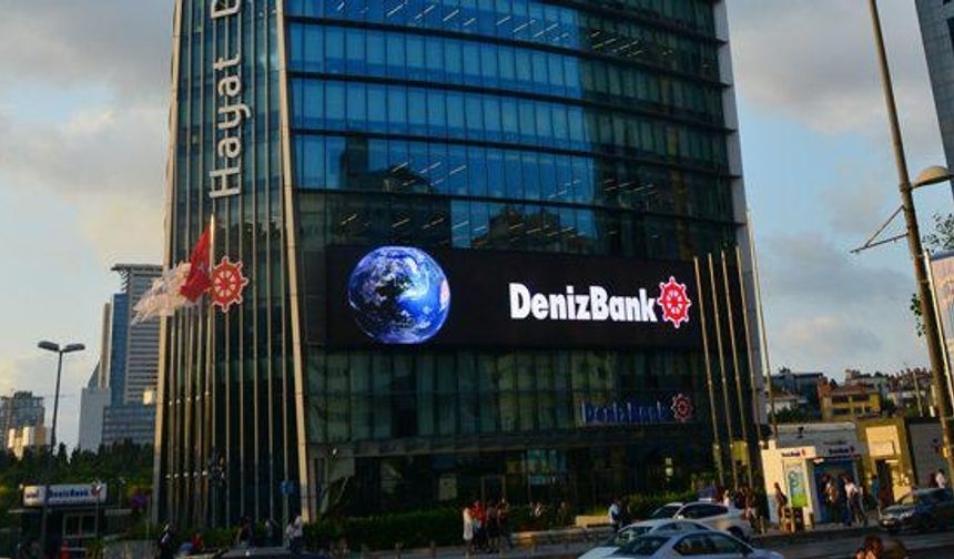 Sıra 2017: 20 

Sıra 2016: 24 

Marka: DenizBank 

Marka Değeri 2017: 343 

Marka Değeri 2016: 313

Değişim (Yüzde): 1