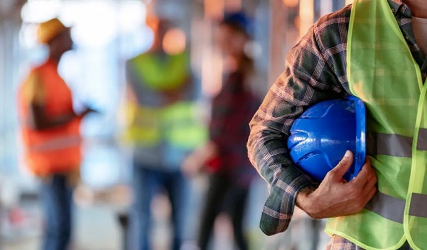 29 EKİM’DE ÇALIŞAN İŞÇİYE 1 SAAT DAHİ ÇALIŞSA TAM GÜN EK YEVMİYE ÖDENİR