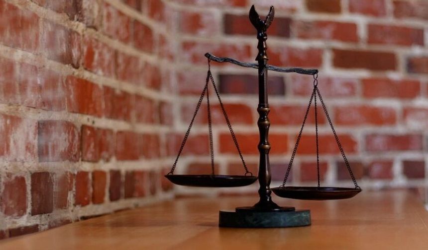 ASKERİ CEZA HUKUKUNDA ZİMMET SUÇU (ASCK M. 131 KAPSAMINDA ASKERİ EŞYAYI KAYBETME SUÇU)