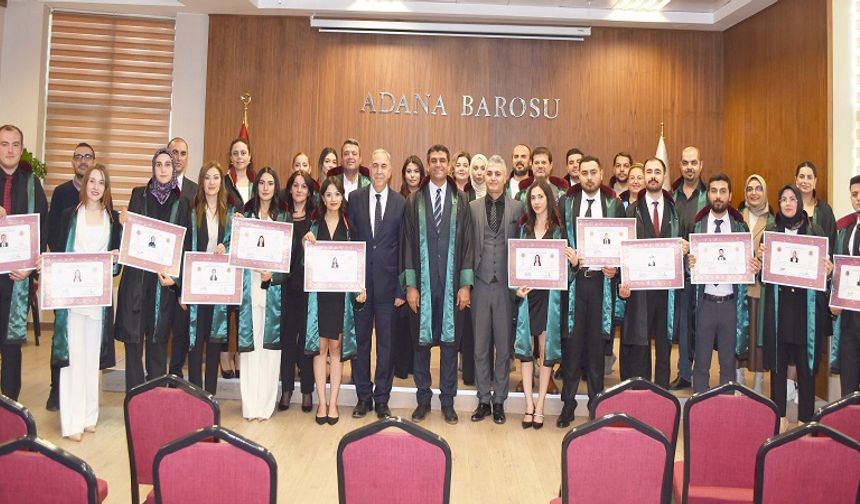 Adana Barosu'nda 16 stajyer avukat ruhsatını aldı