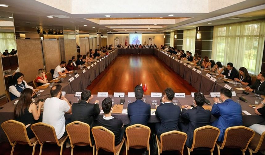 Baroların Genç Avukat Temsilcileri TBB'de buluştu