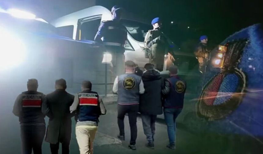 38 ilde FETÖ operasyonları; 298 gözaltı, 182 tutuklama