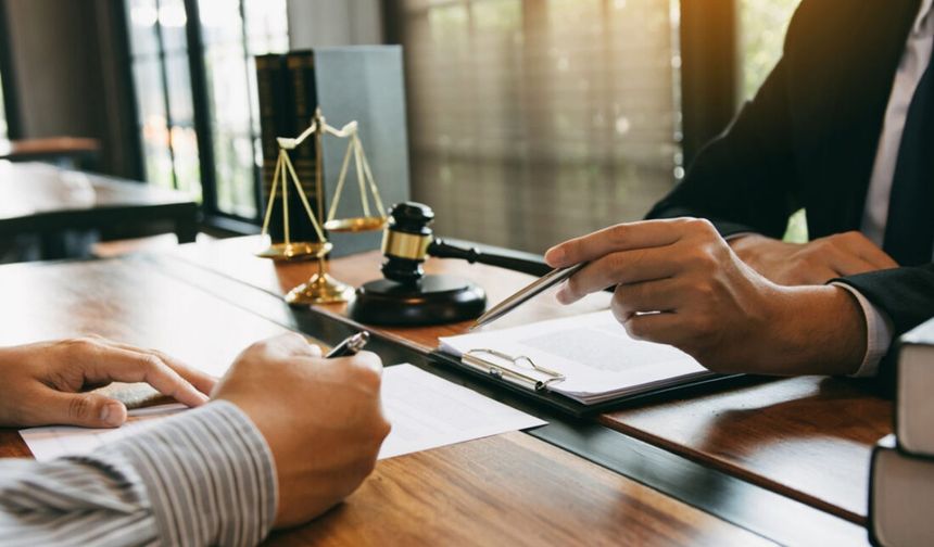 KONKORDATO MÜHLETİ İÇİNDE İŞÇİ ALACAKLARININ HUKUKİ REJİMİ VE İİK MD. 206 KAPSAMINDA “BİR YILLIK SÜRE” ŞARTININ DEĞERLENDİRİLMESİ