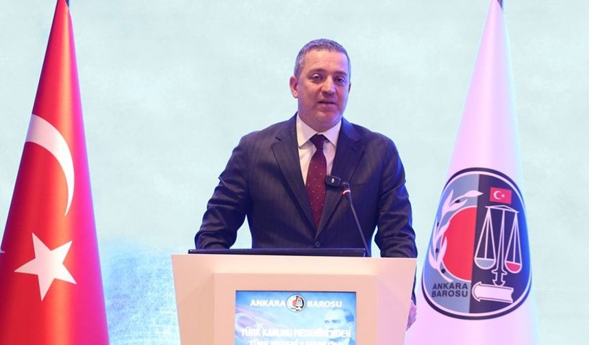 Sağkan: Medeni Kanun sosyal hayatın hukuki omurgasıdır