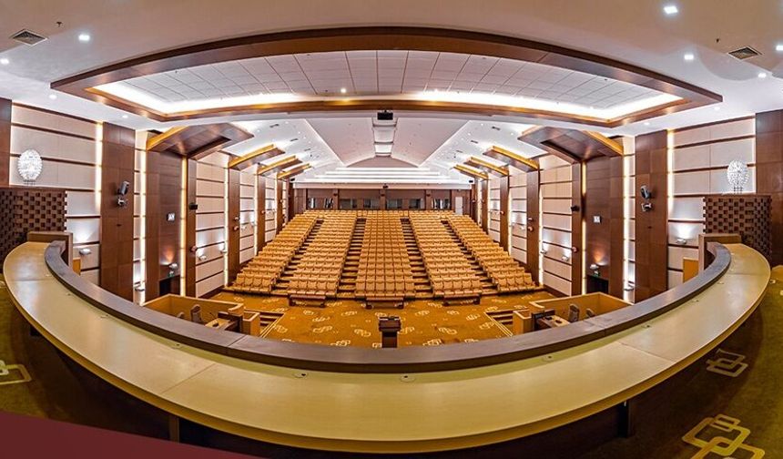 Anayasa Mahkemesi’nin Cezaevi Nakil Talepleriyle İlgili Verdiği Kararların Avrupa İnsan Hakları Mahkemesi Kararları Işığında Değerlendirilmesi