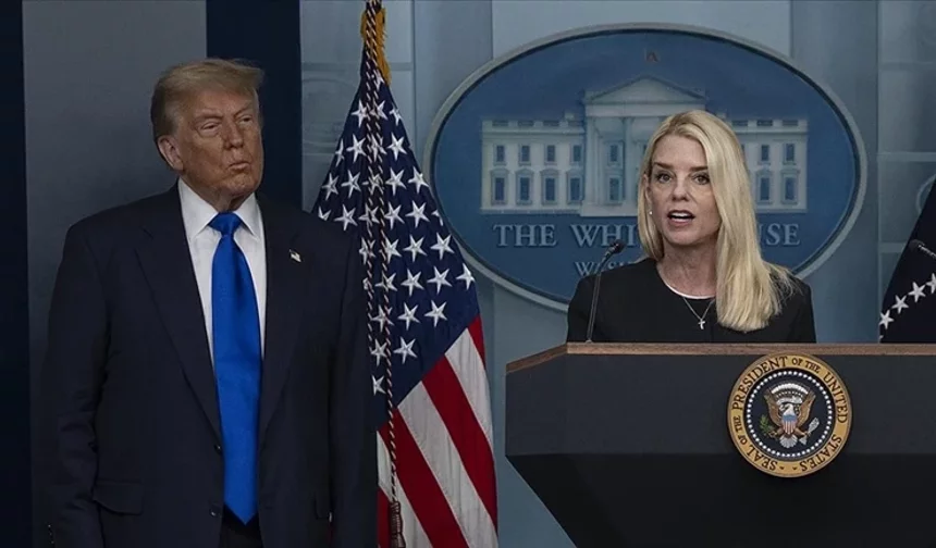 Trump, Adalet Bakanı Pam Bondi'yi görevden aldı