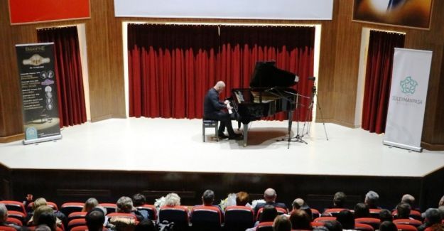 Burçin Büke Tekirdağlı sanatseverleri mest etti - Hukuki Haber