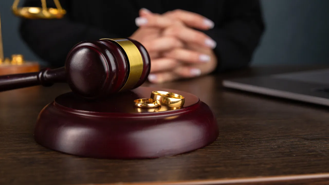 BOŞANMADA MEHİR TALEP EDİLEBİLİR Mİ? MEHİR ALACAĞI, MEHİR SENEDİ VE DAVA SÜRECİ