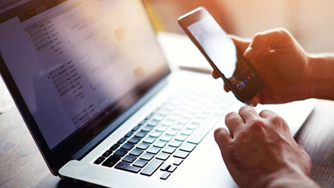 İşyerinde Kişisel Telefon Kullanımı Fesih Nedeni Midir?