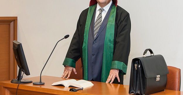 AVUKATIN SAVUNMA DOKUNULMAZLIĞI: ANAYASA MAHKEMESİ VE YARGITAY KARARLARI IŞIĞINDA BİR DEĞERLENDİRME